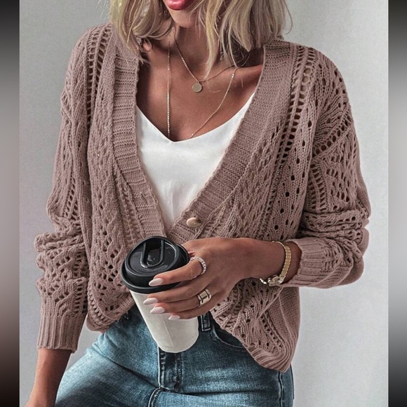 Cozy Black V neck button down Oversized knit cardigan - Picture 4 of 12